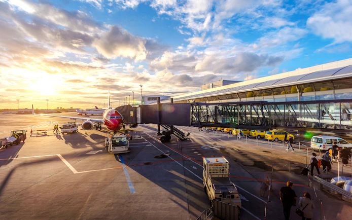 Copenhagen Airport Private Transfer To/From City or Cruise Port