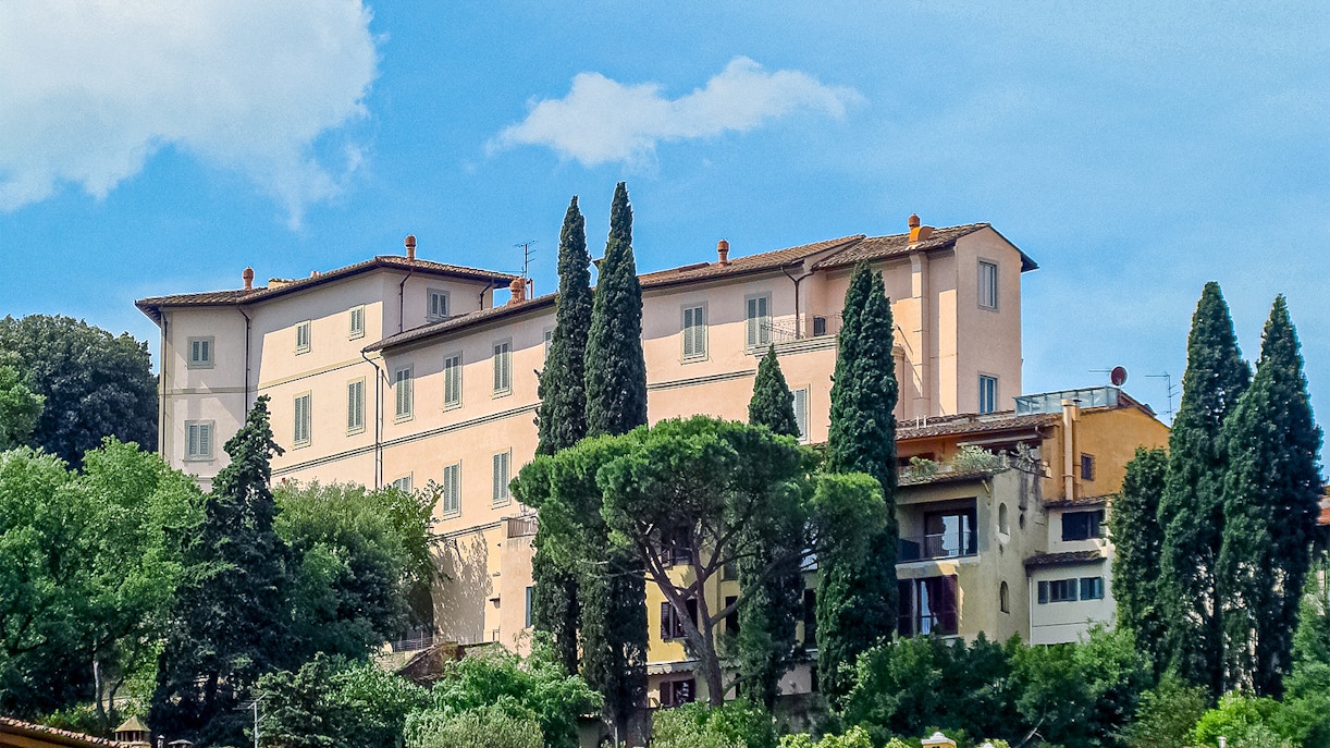 how to get to Elliott Erwitt Exhibition