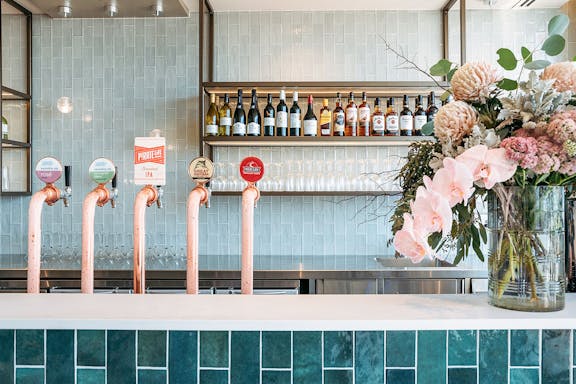 plaza premium lounge access at sydney international airport: t2, international arrivals-8