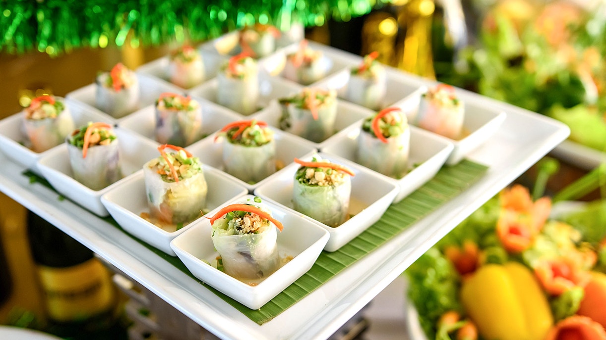 Spring rolls served at Sun World Fansipan Legend buffet.