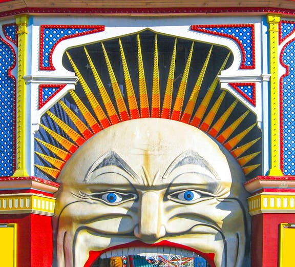 Entrance of Luna Park Melbourne with iconic face archway.