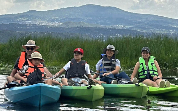 From Mexico City: Xochimilco Canals Small-Group Guided Kayak Tour with Local Guide