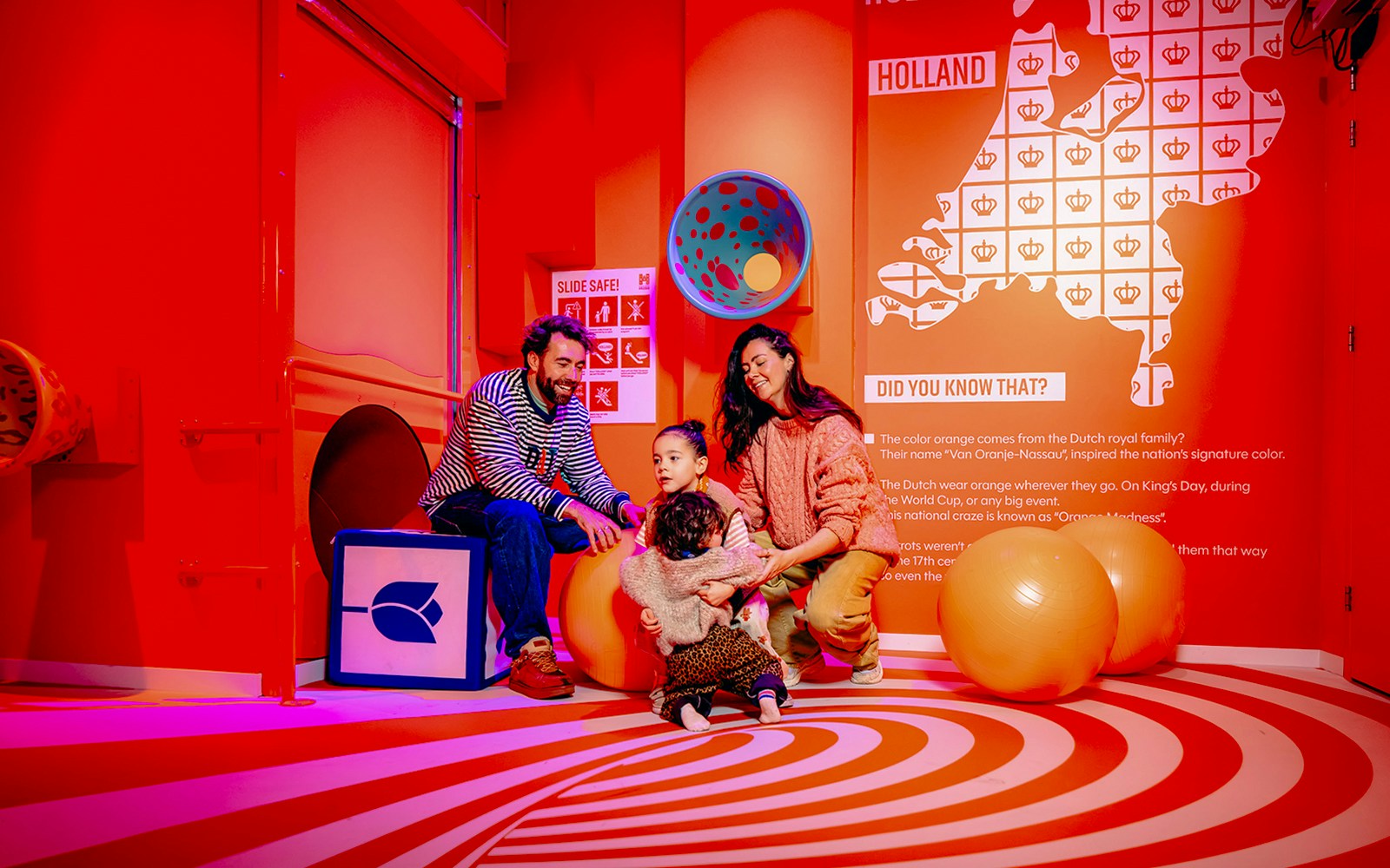 Guests enjoying interactive exhibit on Highlights of Holland tour.