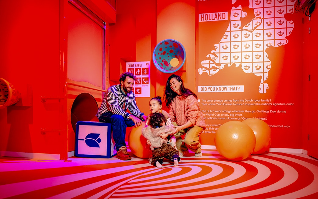 Guests enjoying interactive exhibit on Highlights of Holland tour.