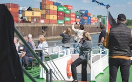 Deutz Hafen (Porto de Deutz)