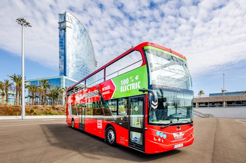 Barcelona City Tour : tour en bus Hop-On Hop-Off et croisière en éco-catamaran en option