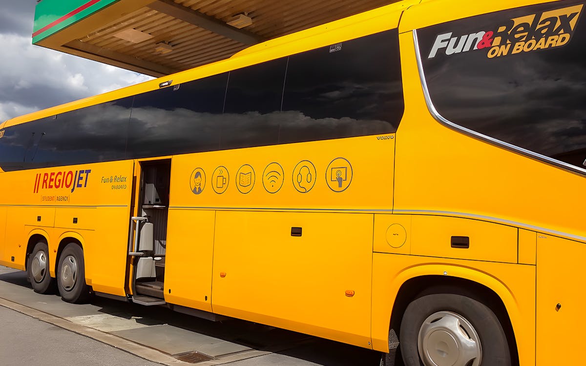 biglietti di sola andata per il regiojet: aeroporto di praga da/per la stazione degli autobus di florenc-8 biglietti di sola andata per il regiojet: aeroporto di praga da/per la stazione degli autobus di florenc-8
