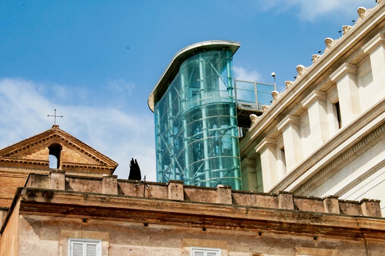 altare della patria elevator
