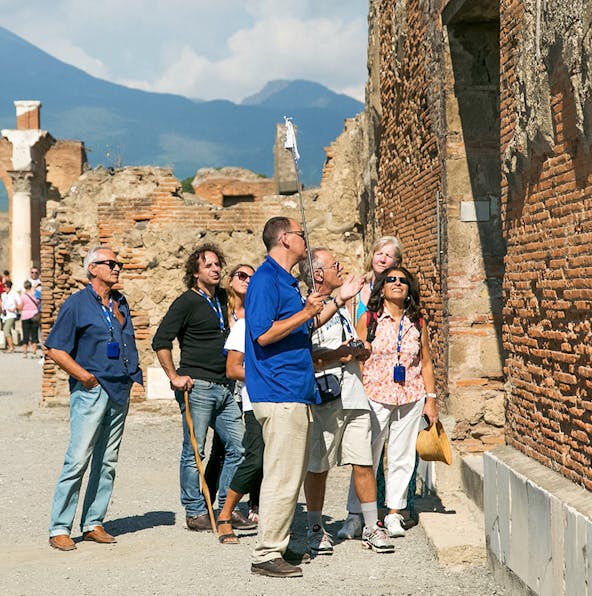 Pompeii ruins tour | Best guided tours through the lost Roman city