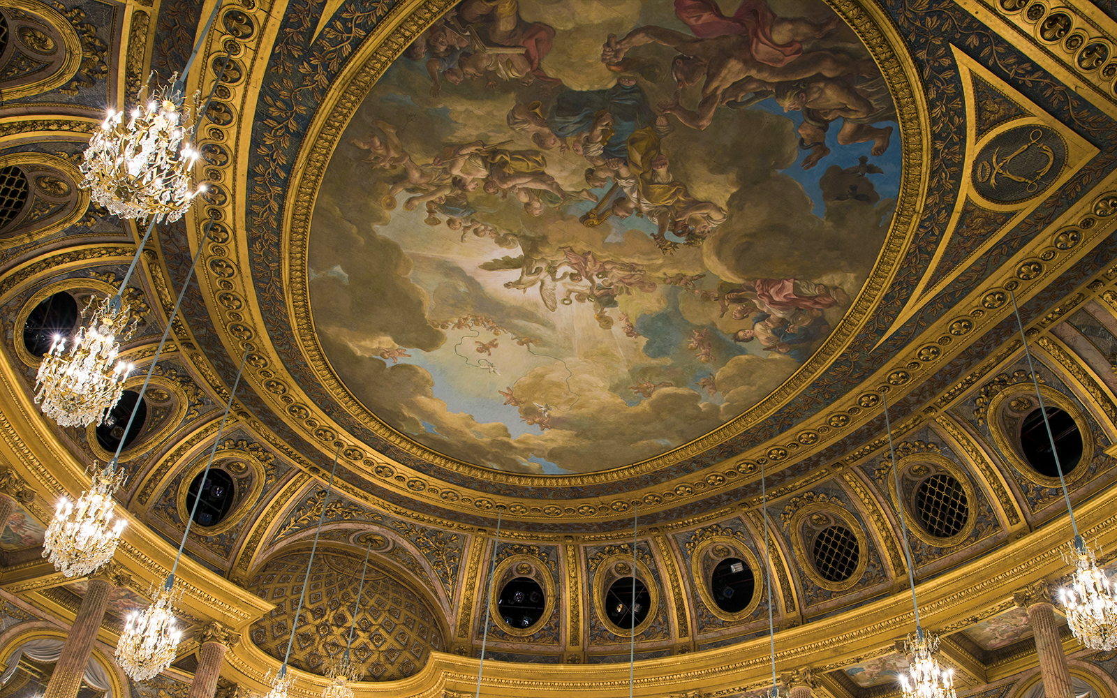 Royal Opera Versailles ceiling with intricate artistic masterpieces