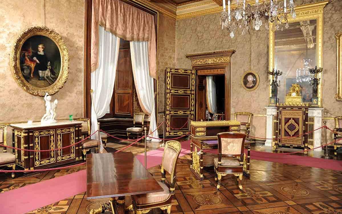 royal palace of turin skip-the-line entry ticket with audio guide-4