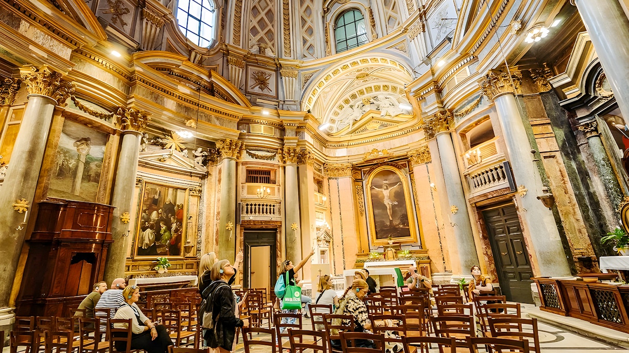 People at Basilica of San Nicola
