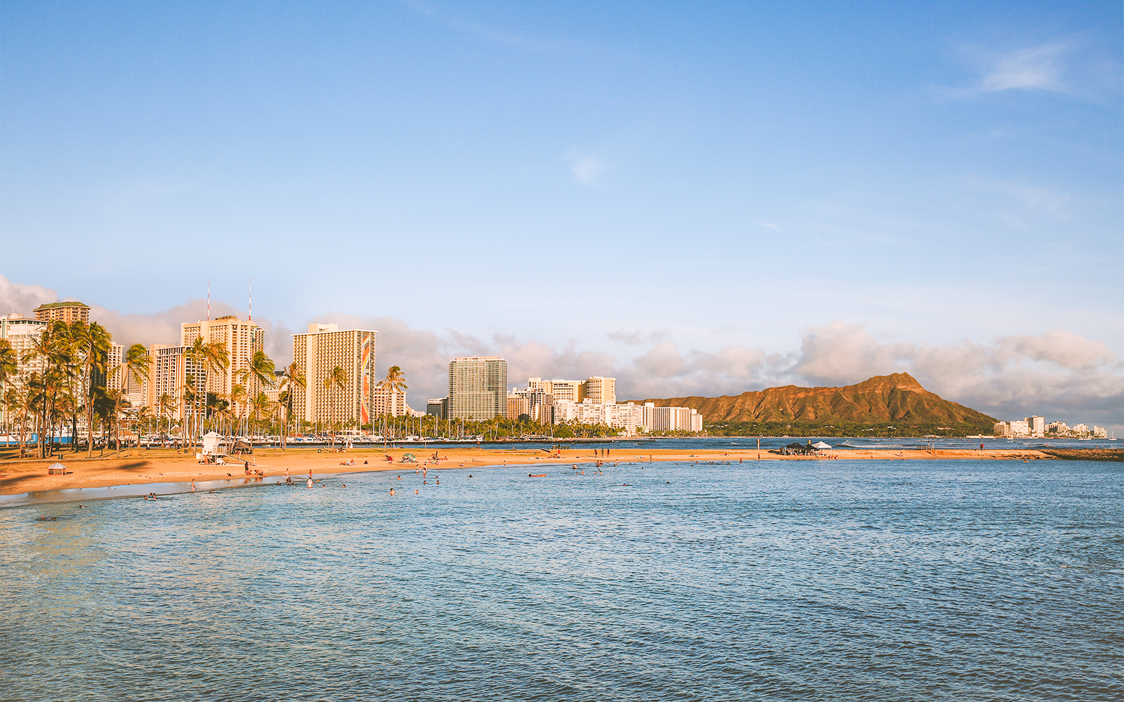 Magic Island (Aina Moana)