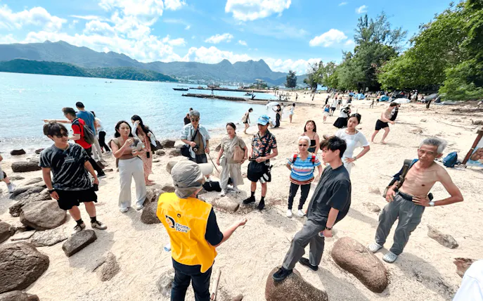 hong kong yacht island-hopping: sai kung yim tin tsai hakka snacks food tasting & ancient volcanic rocks-1