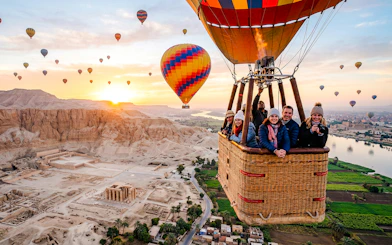 Luxor Sunrise Hot Air Balloon Flight with Round-Trip Transfers