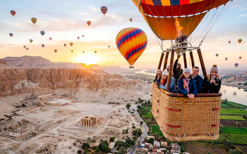 luxor sunrise hot air balloon flight with round-trip transfers-1