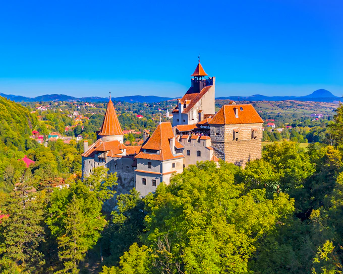 From Bucharest: Bran Castle, Peles Castle & Brasov Full-Day Guided Tour
