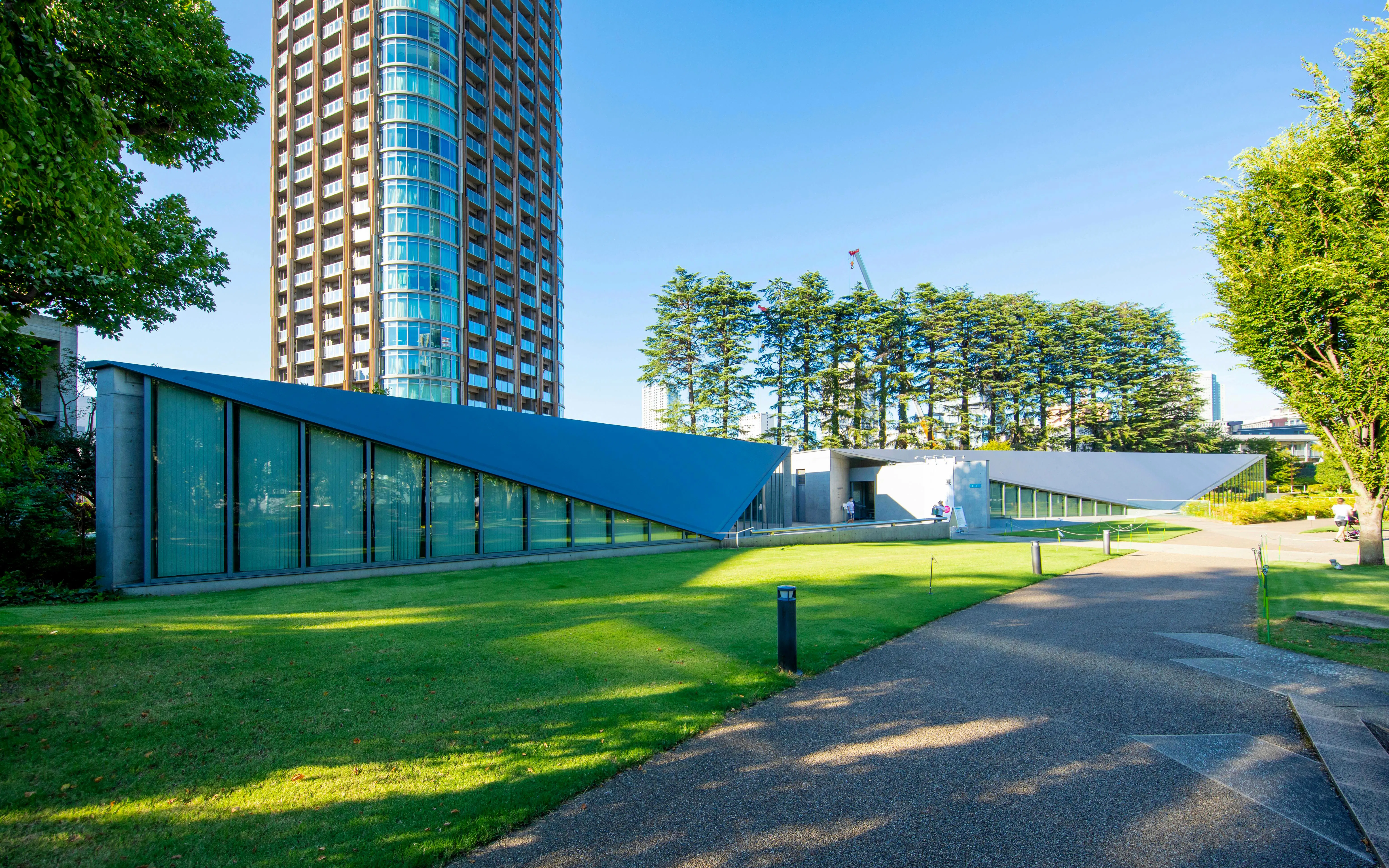 21_21 DESIGN SIGHT museum exterior with modern architecture in Tokyo, Japan.