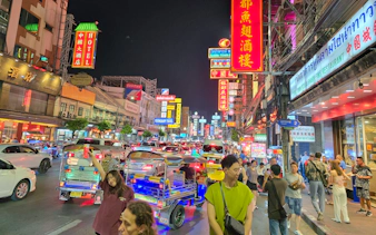 kveldstur i chinatown i bangkok med matopplevelser i tuk-tuk-3