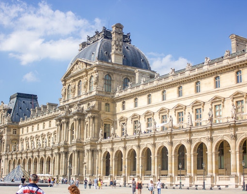 Paris Pantheon - Bateaux Parisiens Cruise