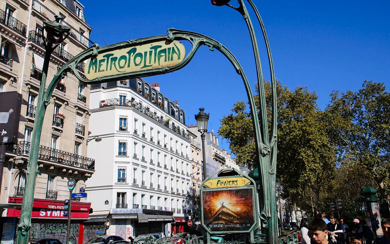 Paris Landmarks Walking Tour Image 2