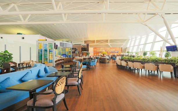 SH Premium Lounge seating area at Noi Bai International Airport, Hanoi, Terminal 2.