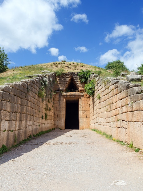Entrance to the Treasury of Atreus, Mycenae, on the Nafplio-Mycenae-Epidaurus Day Tour from Athens.