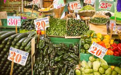 Mexico City Mercado de Jamaica Small-Group Food Tour with Salsa-Making Workshop