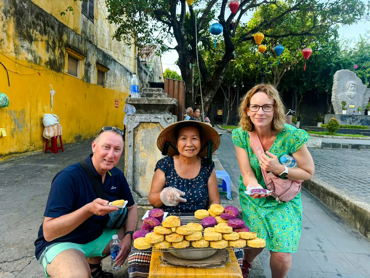 hoi an ancient town small-group walking tour-1