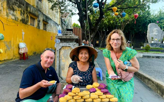 rundgang in der altstadt von hoi an in kleingruppe-1