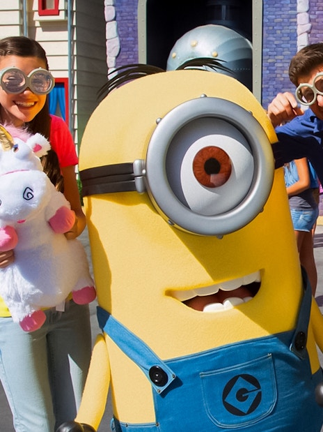 Minions with visitors at Universal Studios Hollywood VIP Experience.