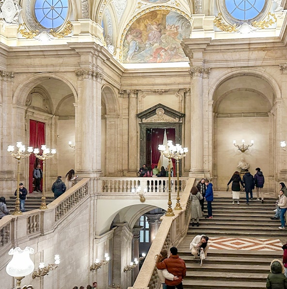 Royal Palace of Madrid opening hours you should know