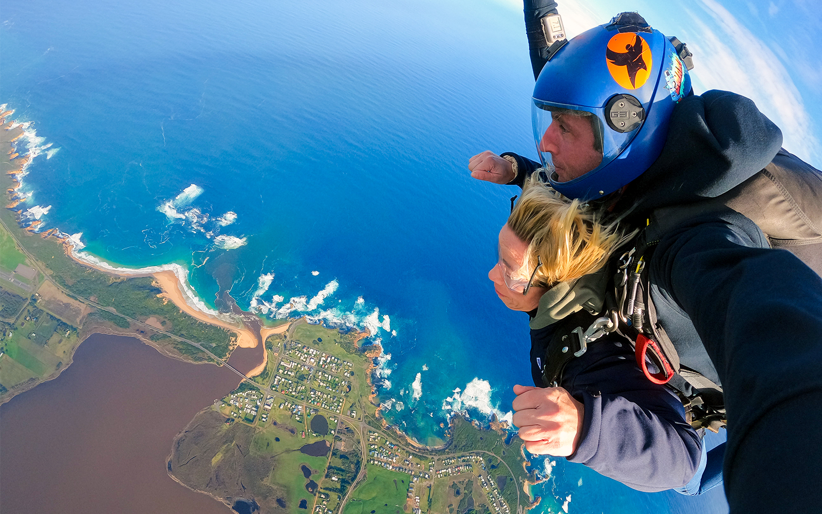 Skydiving over 12 Apostles