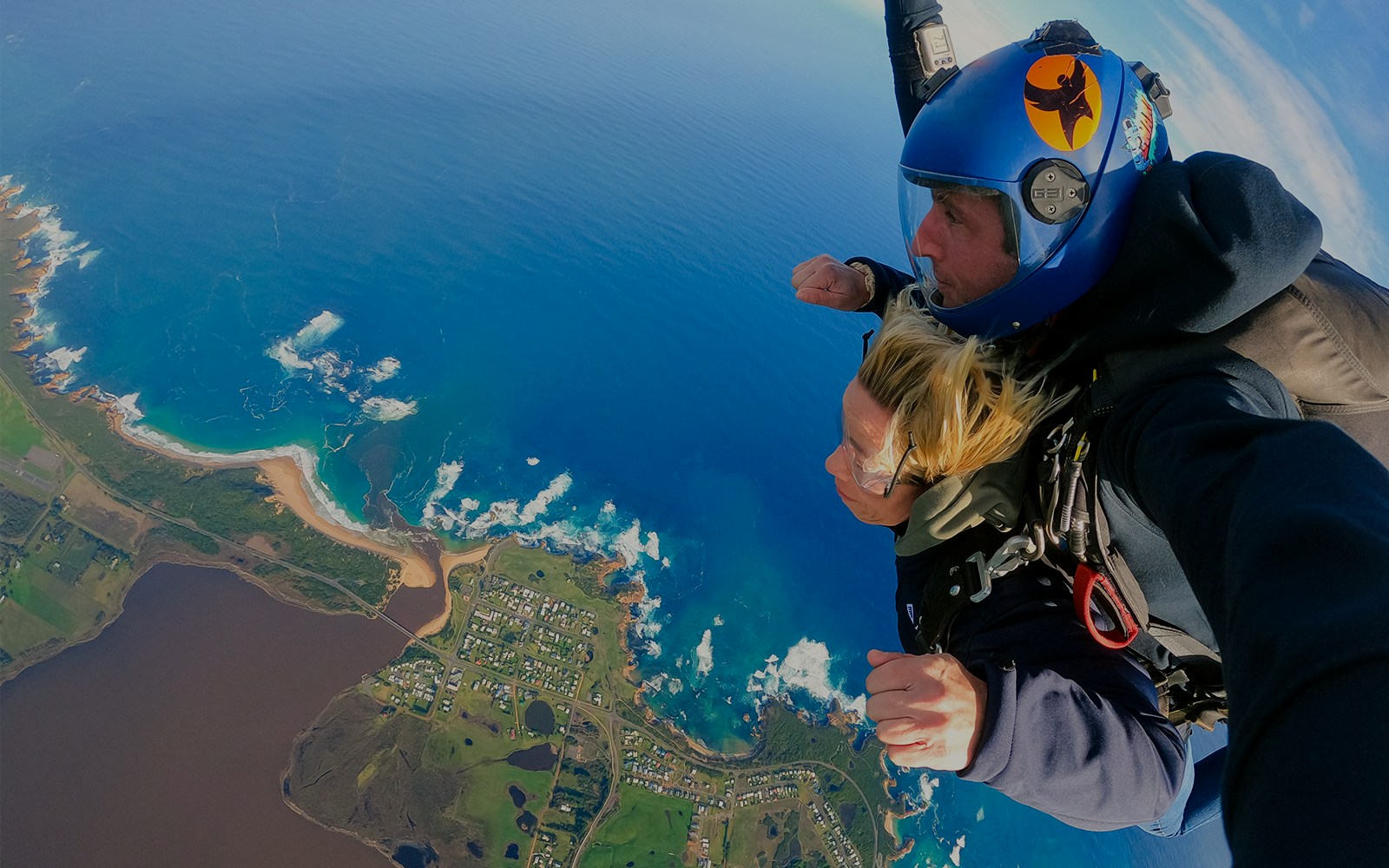 Skydiving over 12 Apostles