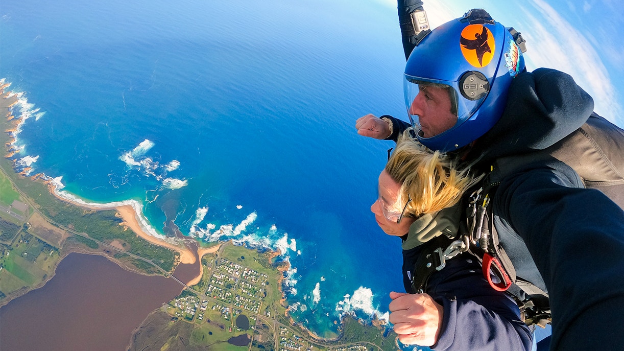 Skydive Melbourne - 12 Apostles