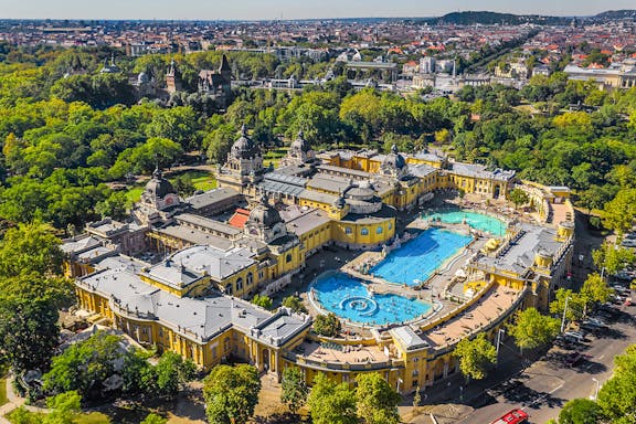 billets pour une journée entière aux thermes de széchenyi avec casier ou cabine privée et entrée rapide en option-6