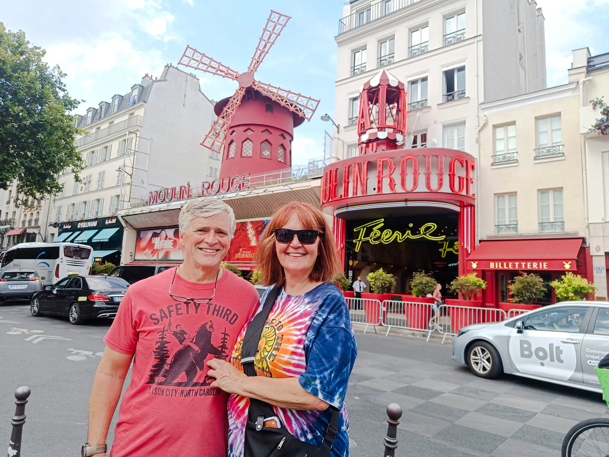 Paris Small-Group Walking Tour with Opéra Garnier and Alain Ducasse Chocolate Boutique Image 4
