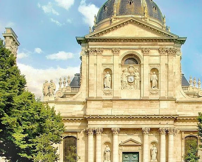 Saint-Germain-des-Prés and the Latin Quarter Private Walking Tour (Product 55128)