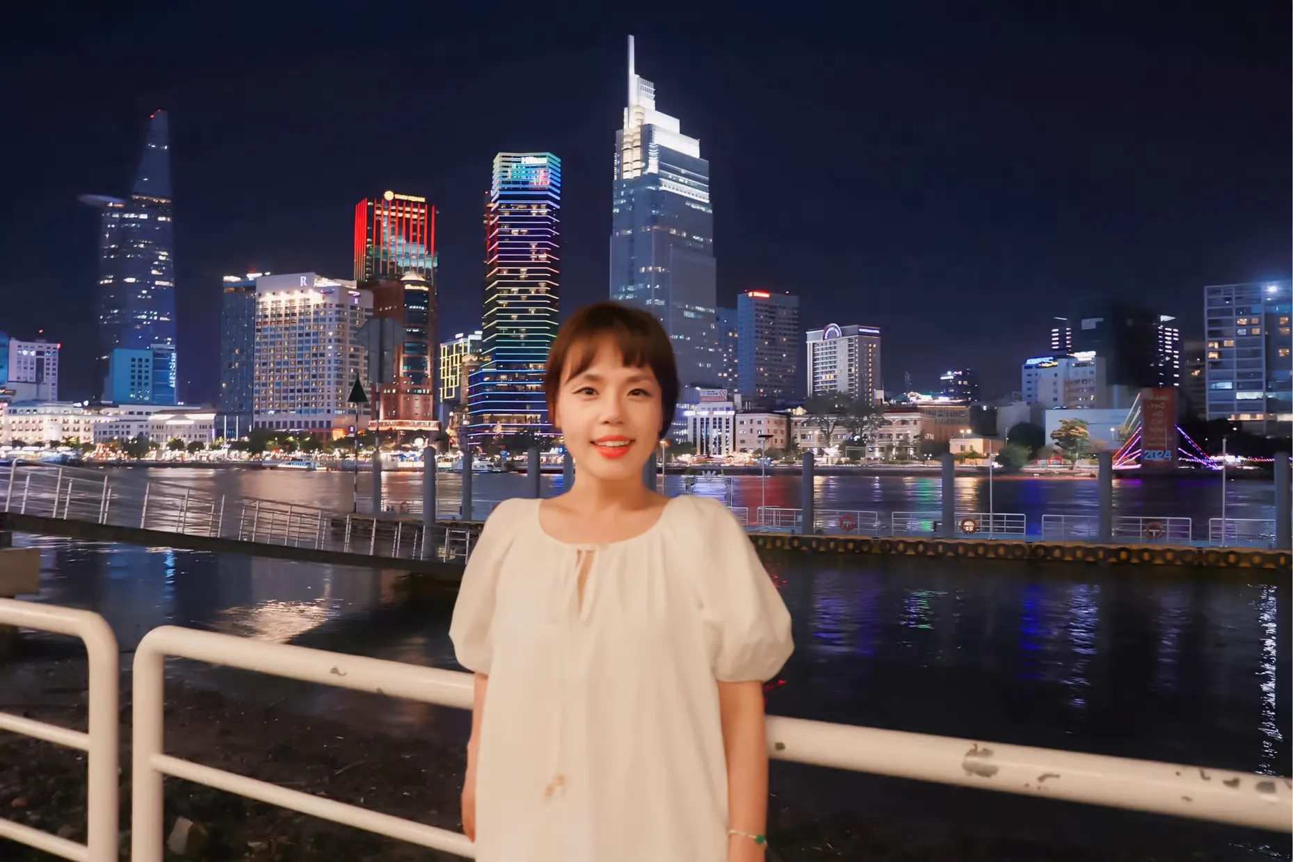 {
  "experiencename": "ho chi minh city night walking tour with rooftop viewpoint"
}-6