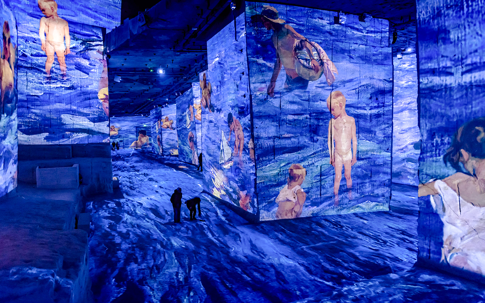 Digital projections at Frieda Kahlo Exhibition, Carrières des Lumières, Paris, France.