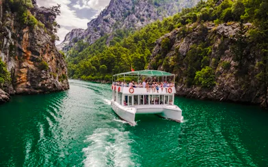 From Antalya: Green Canyon Boat Tour With Lunch, Soft Drinks and Round-Trip Hotel Transfers