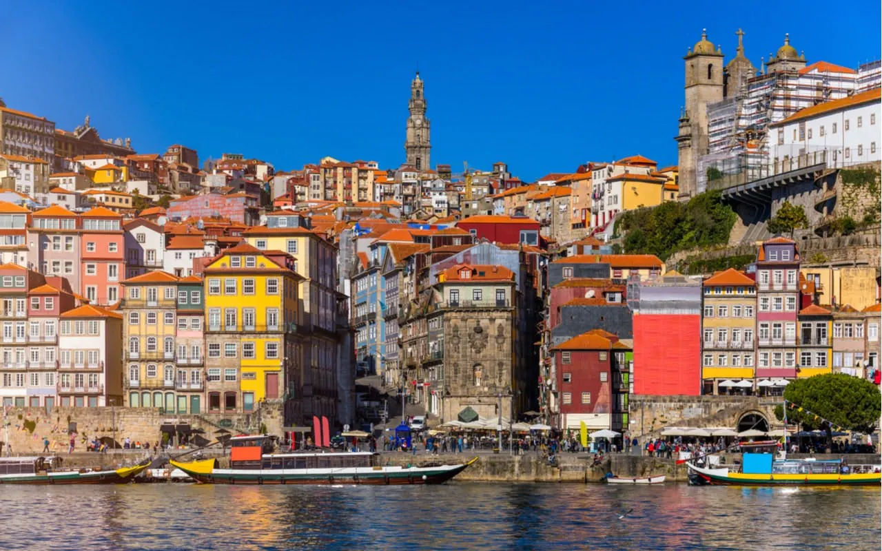 Romantic Porto Self-Guided City Exploration Game Image 9