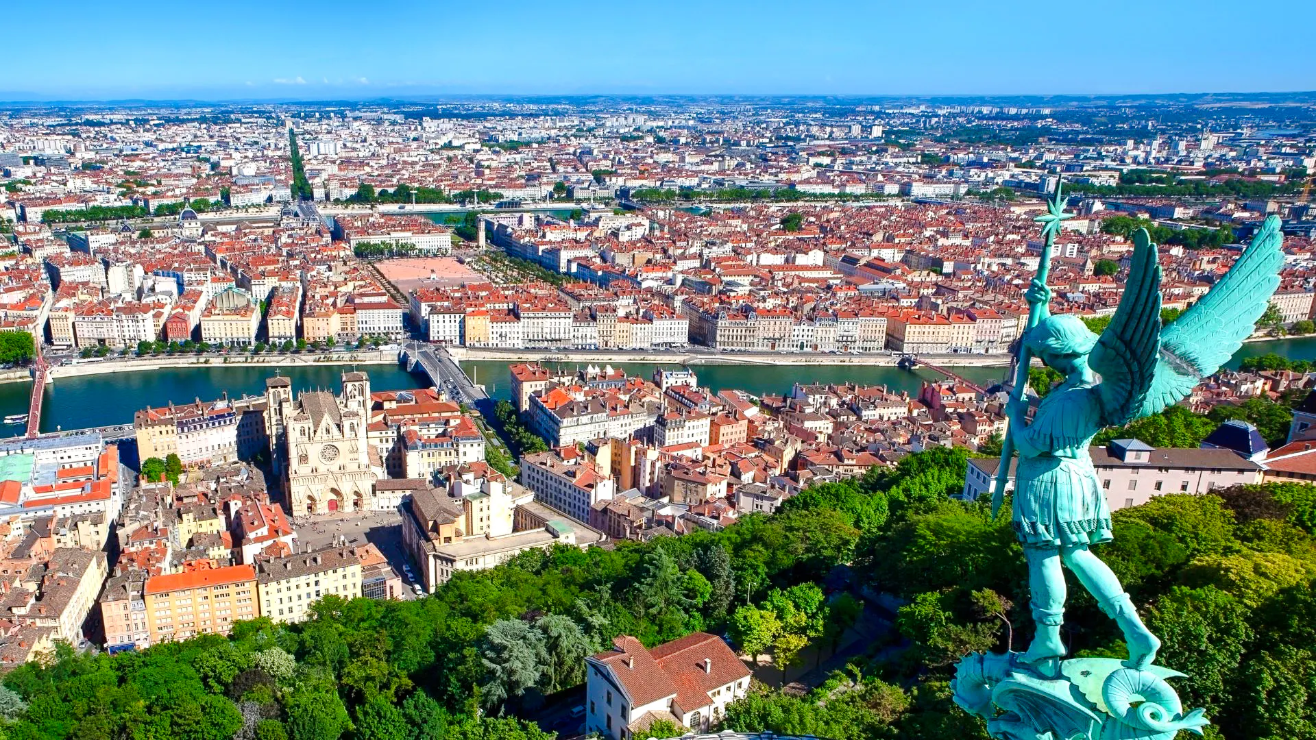 lyon private walking tour with a local guide-8