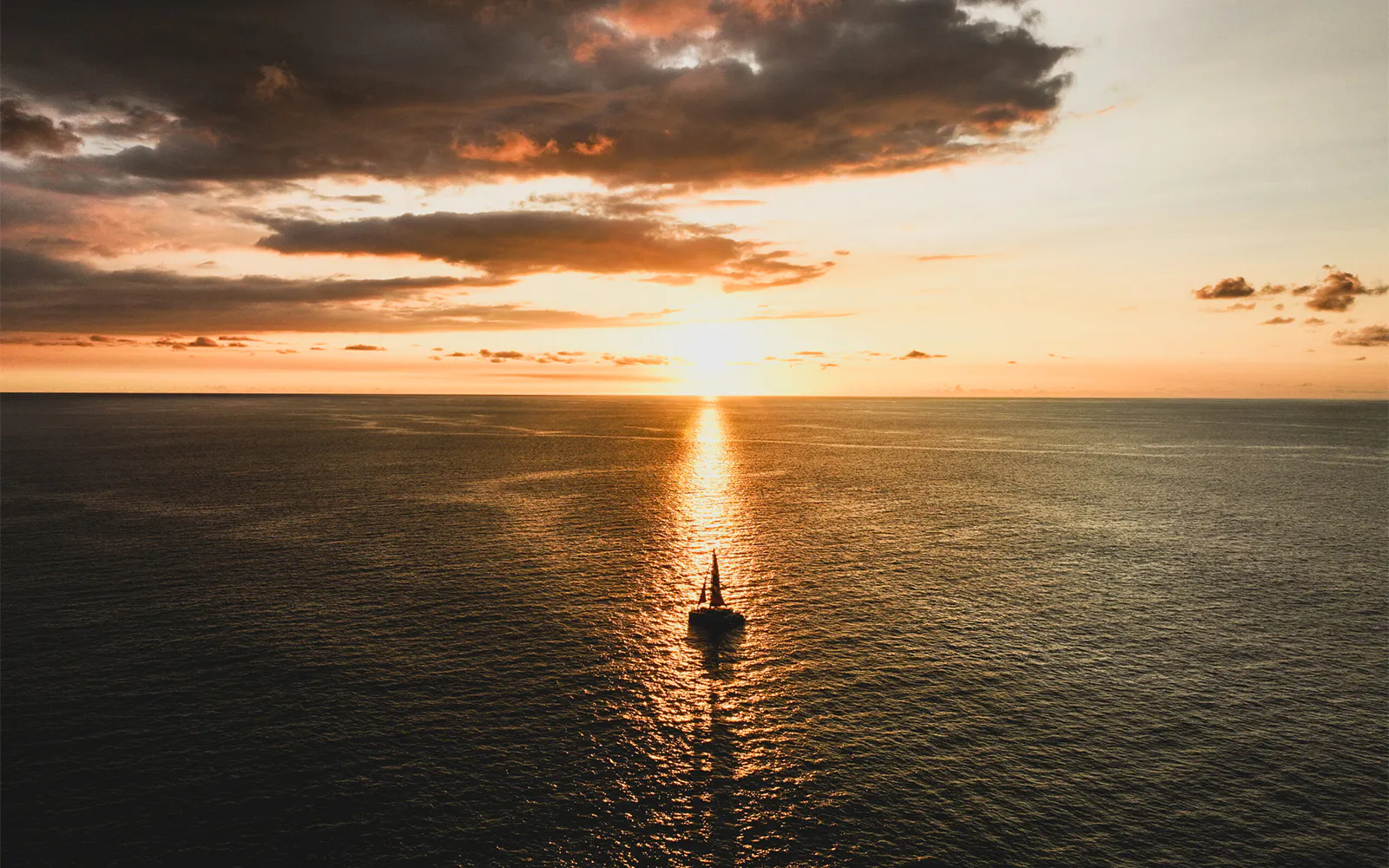 Waikiki Signature Sunset Sail