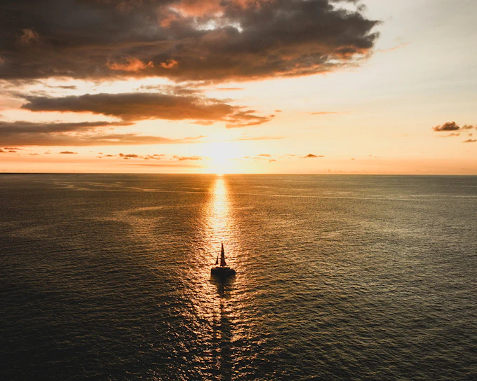 Waikiki Signature Sunset Sail