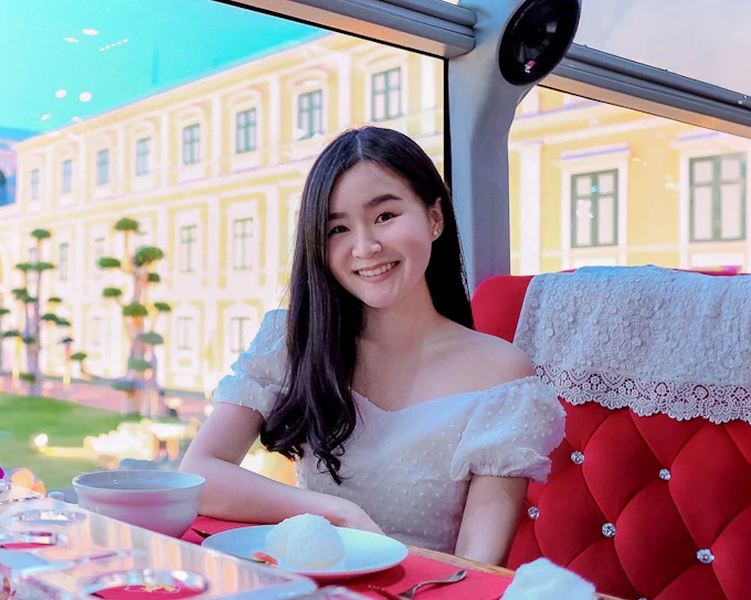 Thai Bus Food Tour
