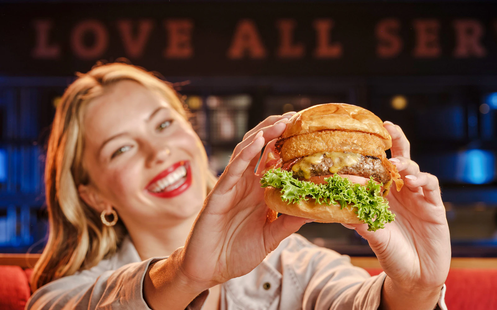 Hard Rock Cafe Amsterdam Set Menu with Skip-the-Line Seating (Product 56288)