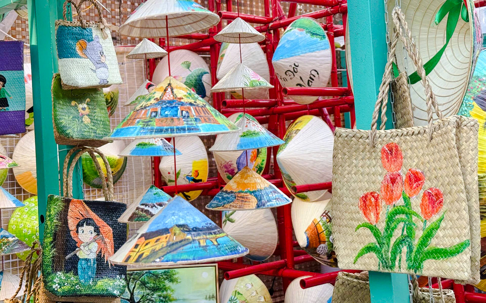 Ho Chi Minh City Conical Hat Painting Workshop (Product 52940)