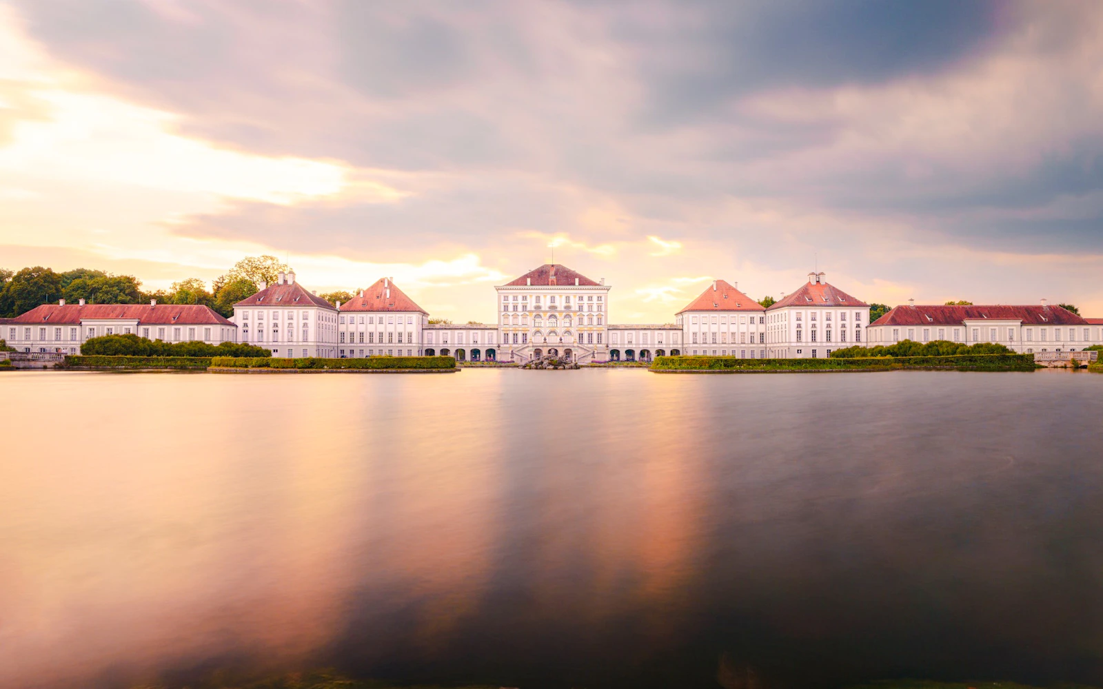 Skip-the-Line Nymphenburg Palace and Carriage Museum Private Guided Tour