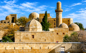 vandretur i baku: gamlebyen og det moderne baku-5